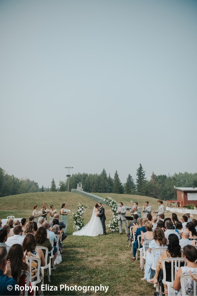 The Lodge At Snow Valley Weddings